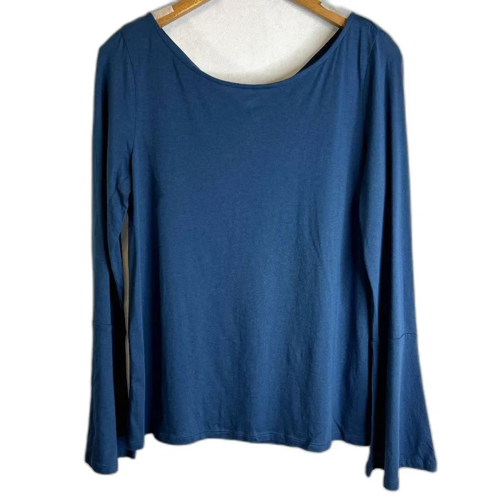 Banana‎ Republic Designer Tee NWT Long Bell Sleeve Size Small